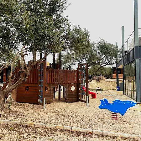 Family-friendly With Swimming Pool Pirovac, Sibenik - 24299