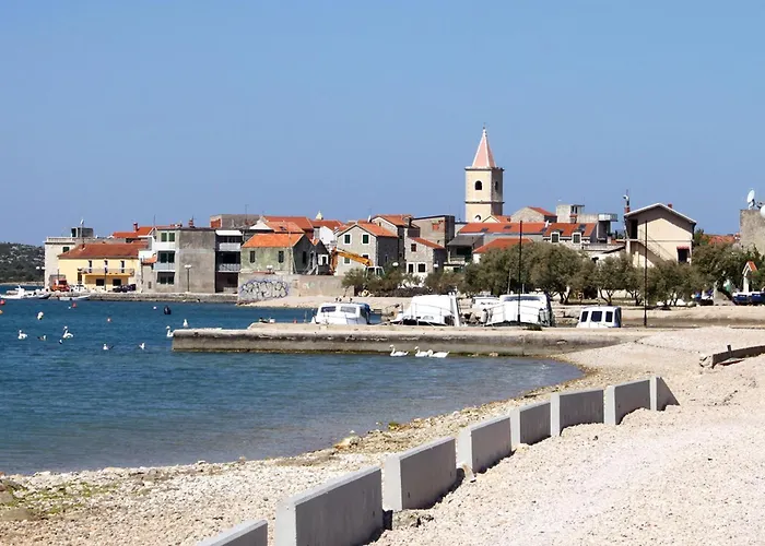 Family-friendly With Swimming Pool Pirovac, Sibenik - 24299 *