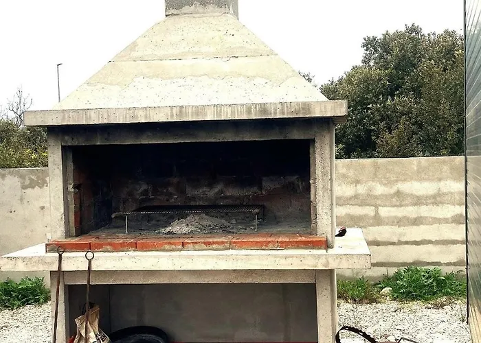 Family-friendly With Swimming Pool Pirovac, Sibenik - 24299 Daire