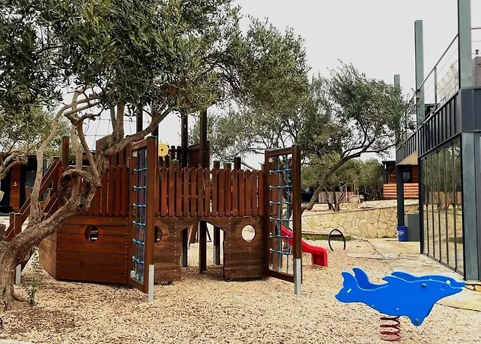 Family-friendly With Swimming Pool Pirovac, Sibenik - 24299